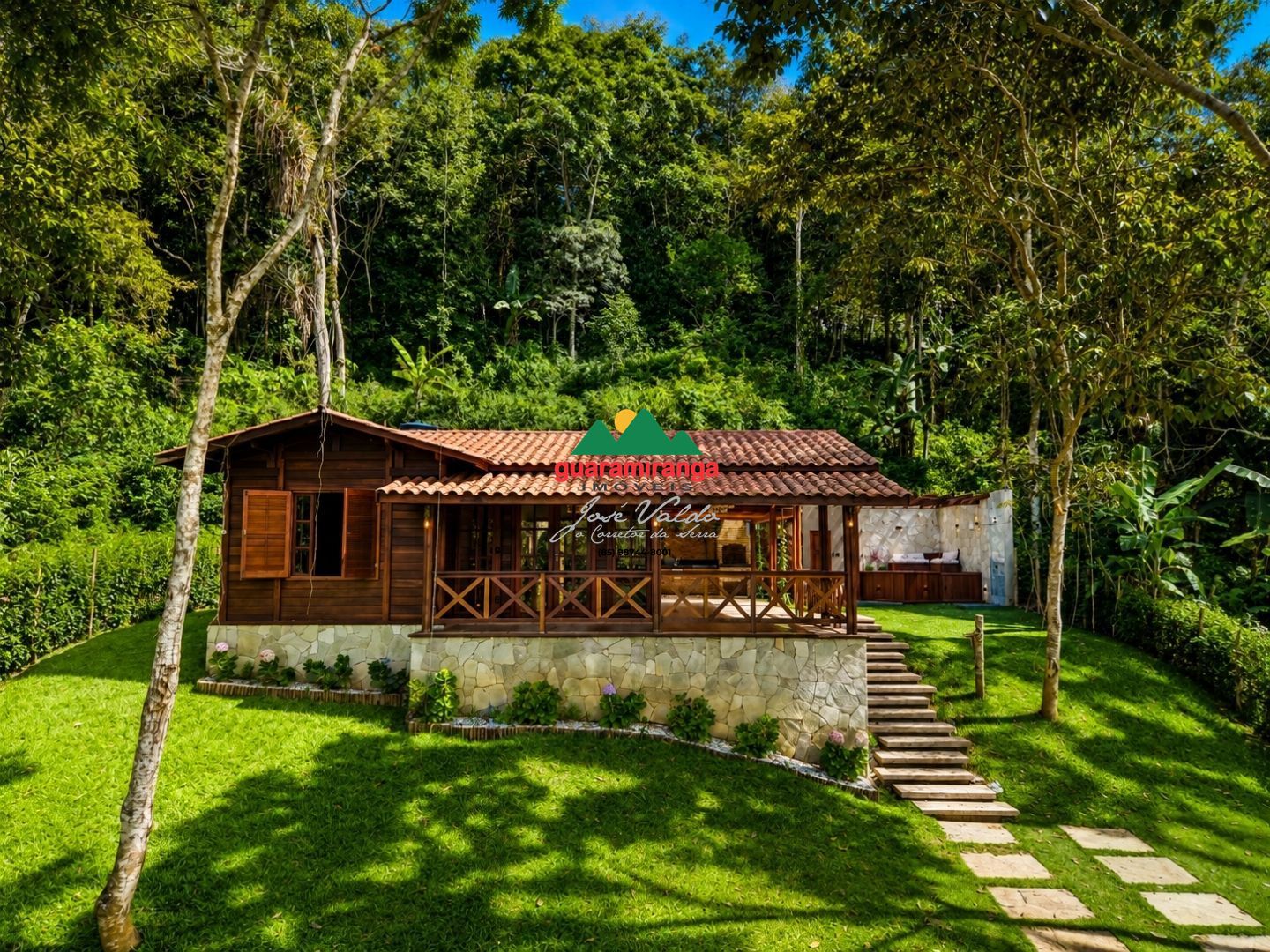 Chalé com 140 m², em um terreno de 1.000 m² com 03 quartos s