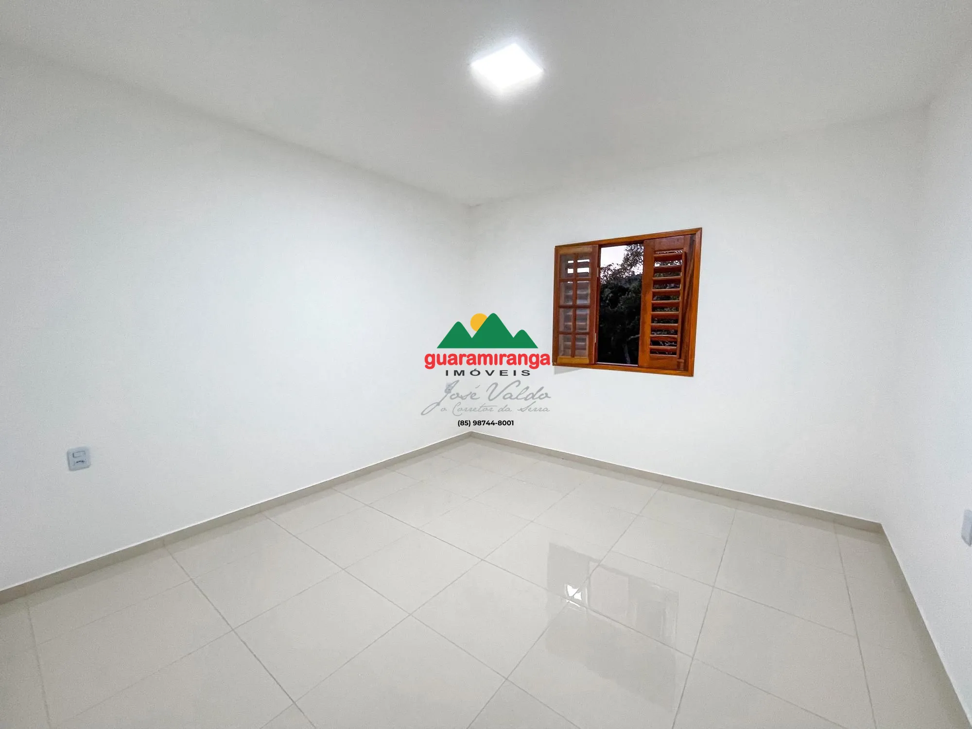 Fazenda/sítio/chácara/haras com 5 Dormitórios à venda, 481 m² por R$ 1.300.000,00 Fazenda/sítio/chácara/haras com 5 Dormitórios à venda, 481 m² por R$ 1.300.000,00