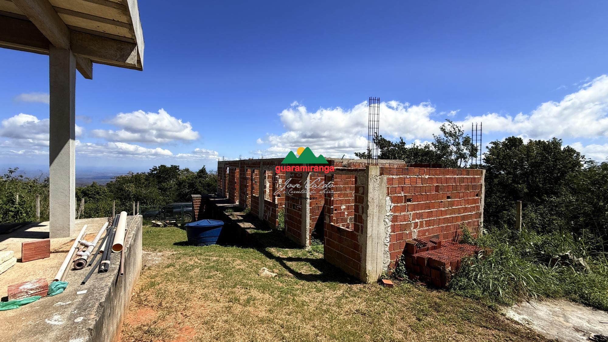 Casa com 4 Dormitórios à venda, 149 m² por R$ 299.000,00 Casa com 4 Dormitórios à venda, 149 m² por R$ 299.000,00