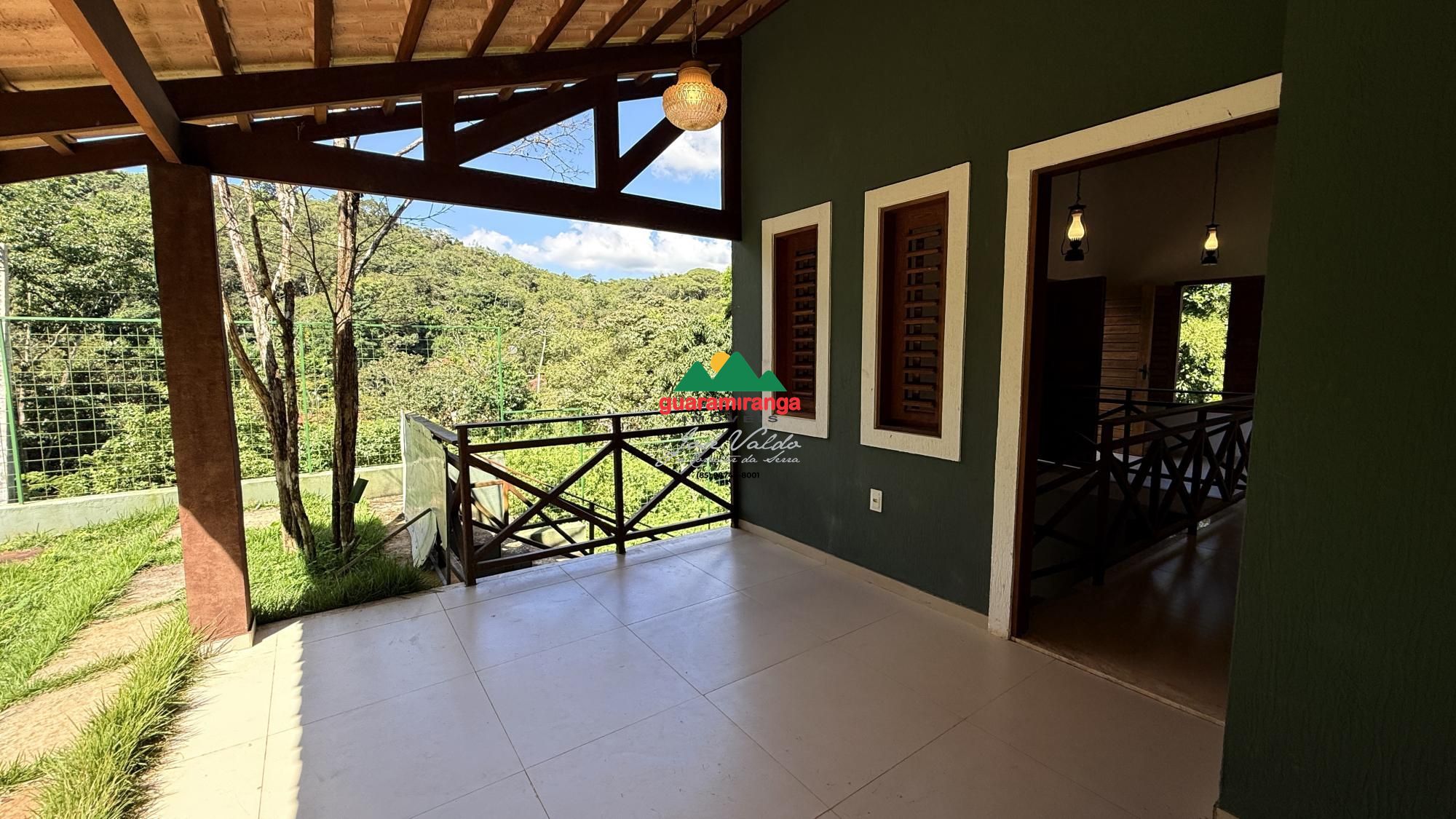Casa com 4 Dormitórios à venda, 120 m² por R$ 580.000,00 Casa com 4 Dormitórios à venda, 120 m² por R$ 580.000,00