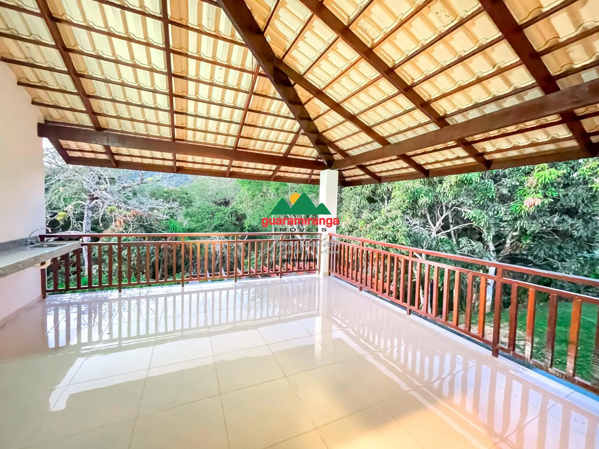 Fazenda/sítio/chácara/haras com 5 Dormitórios à venda, 481 m² por R$ 1.300.000,00 Fazenda/sítio/chácara/haras com 5 Dormitórios à venda, 481 m² por R$ 1.300.000,00