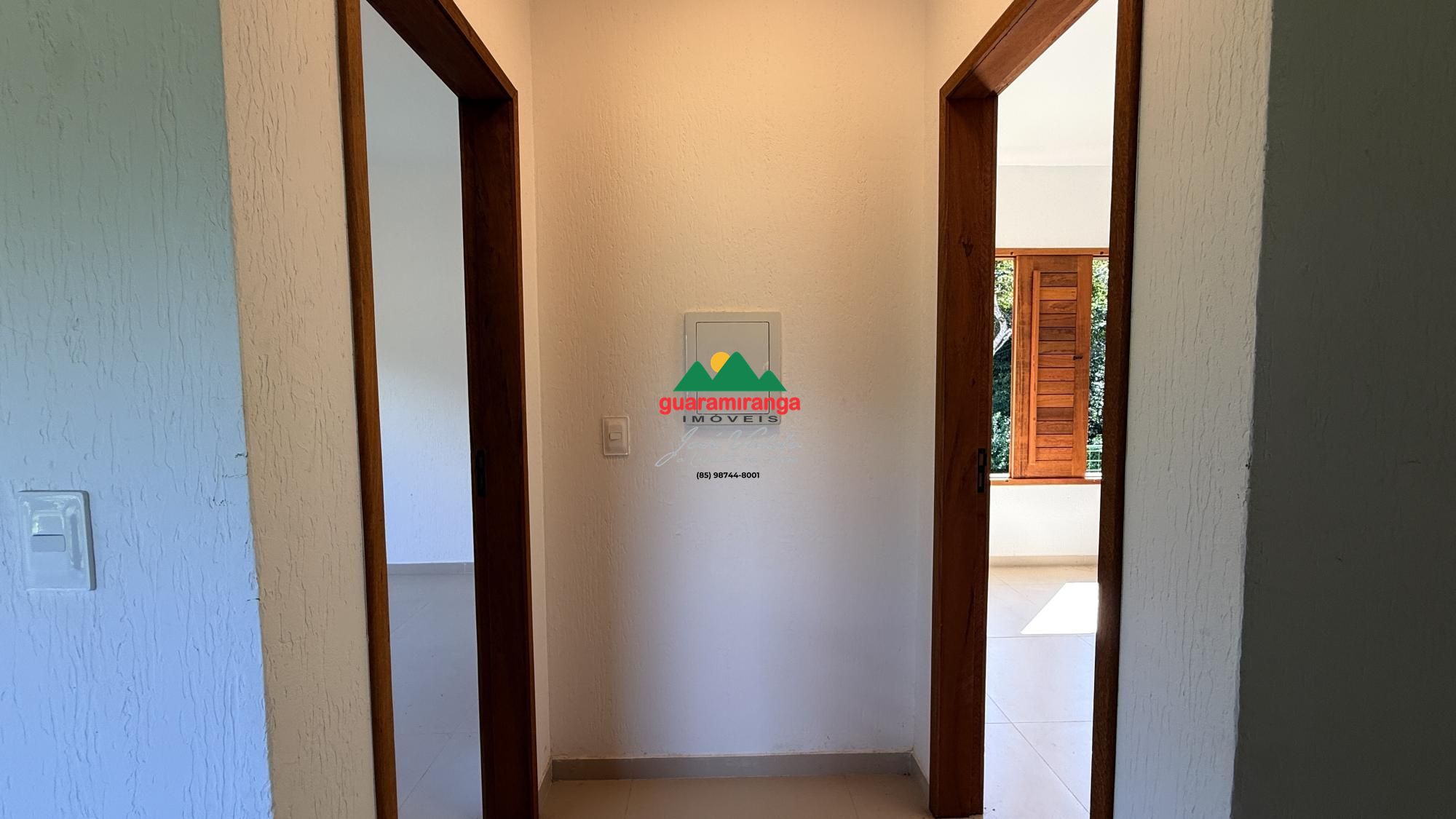 Residência nova com 120 m² de área construída em terreno de 