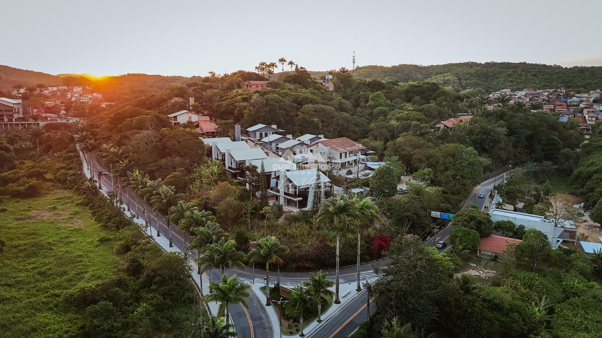 Casa em condomínio à venda  no Centro - Guaramiranga, CE. Imóveis