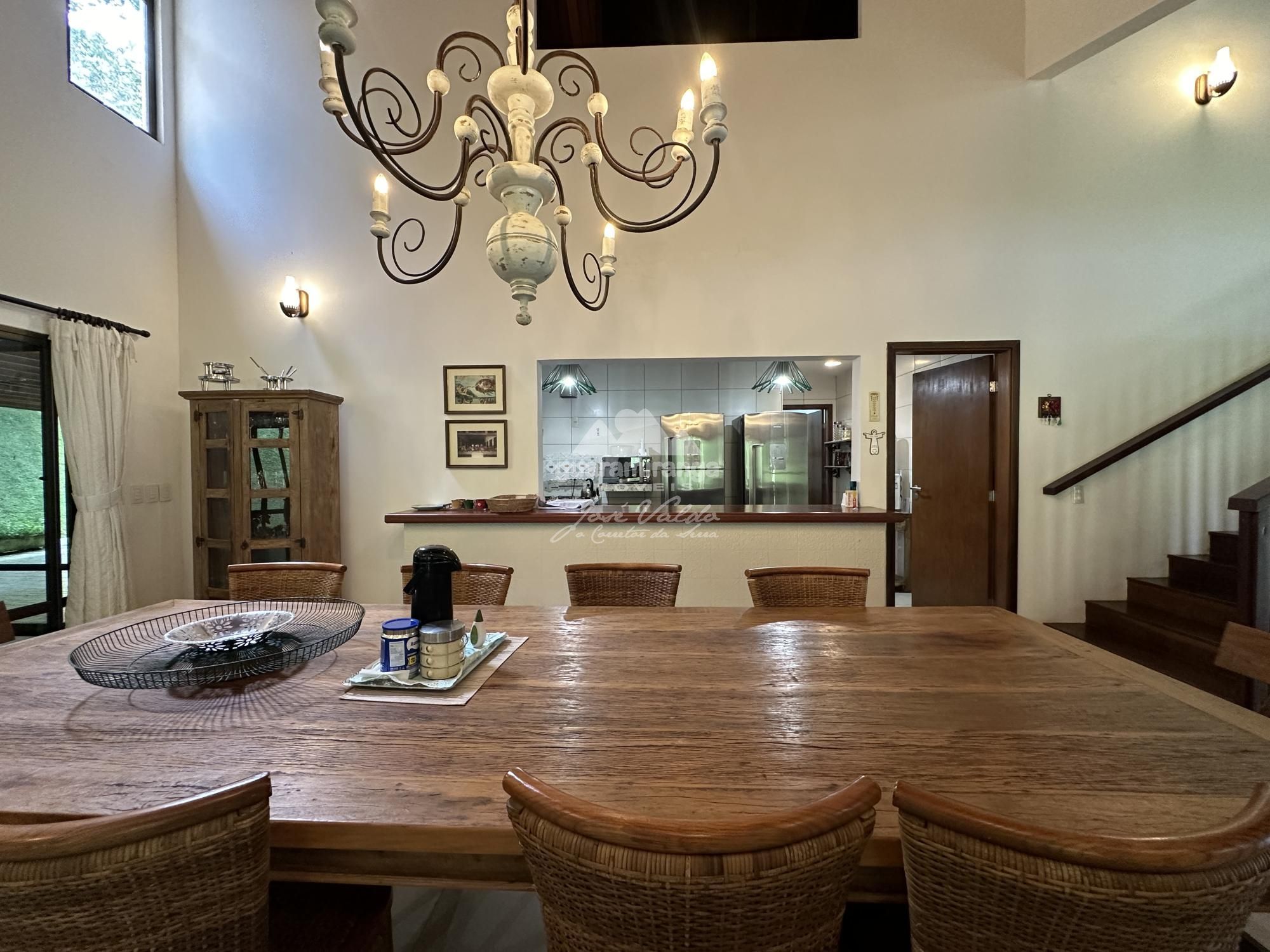 Casa de Condomínio à venda com 5 quartos, 236m² - Foto 45