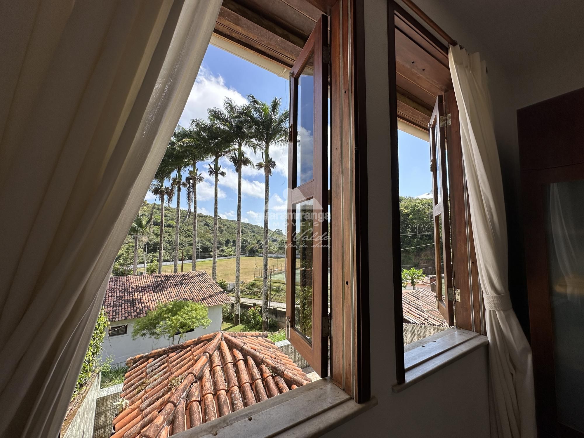 Casa à venda com 4 quartos, 160m² - Foto 17