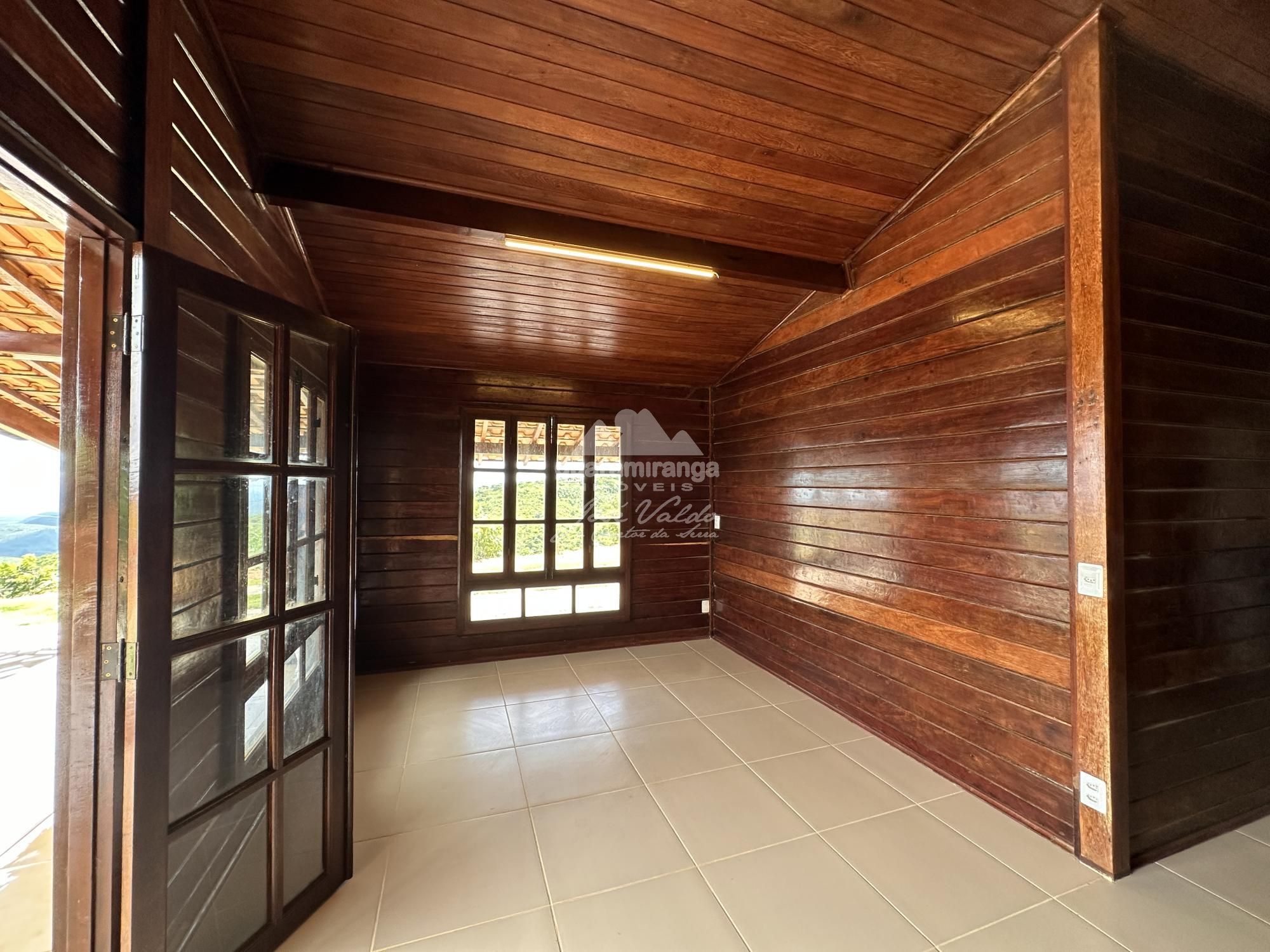 Chácara à venda com 3 quartos, 2500m² - Foto 16