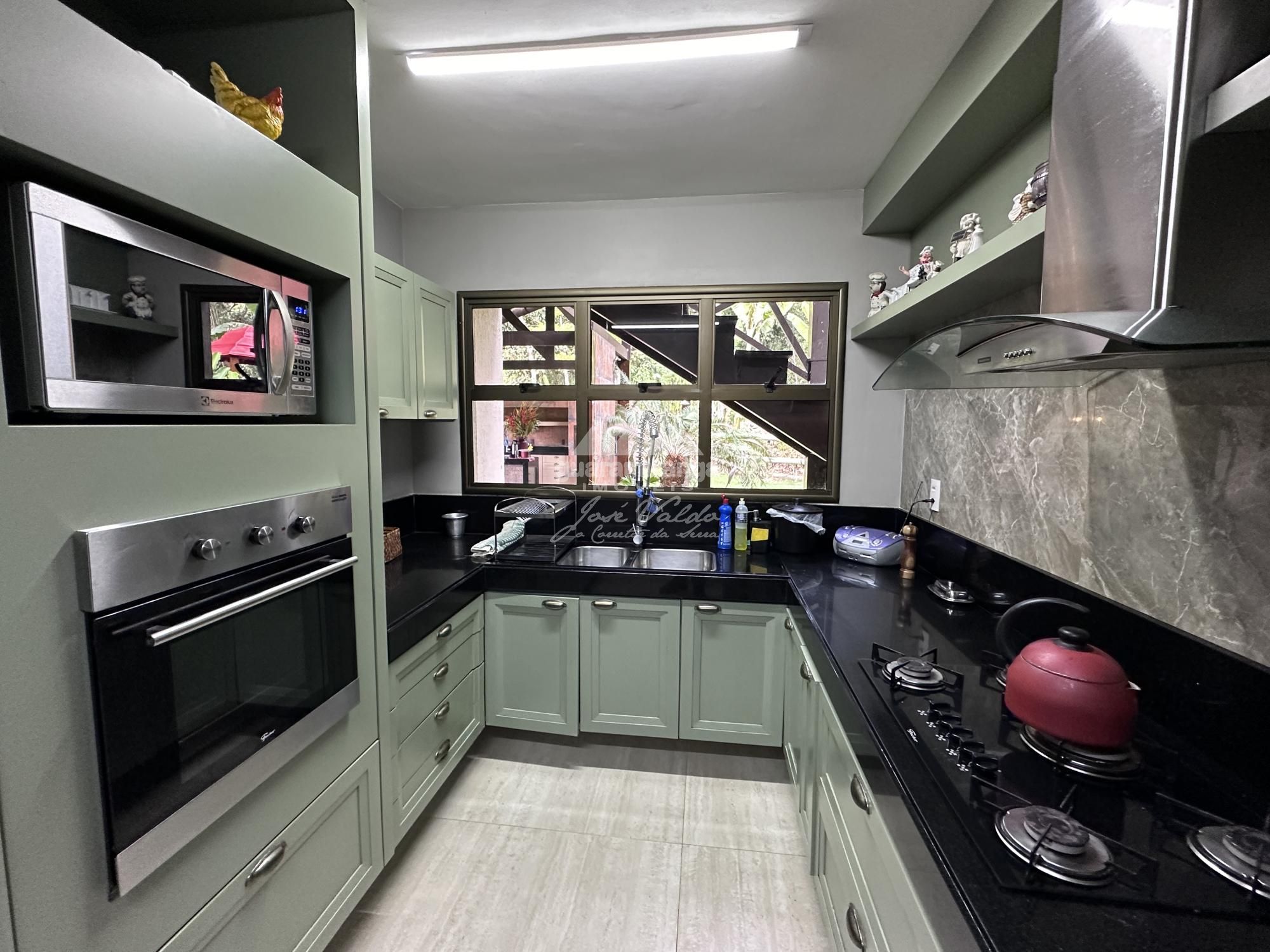 Casa de Condomínio à venda com 6 quartos, 350m² - Foto 34