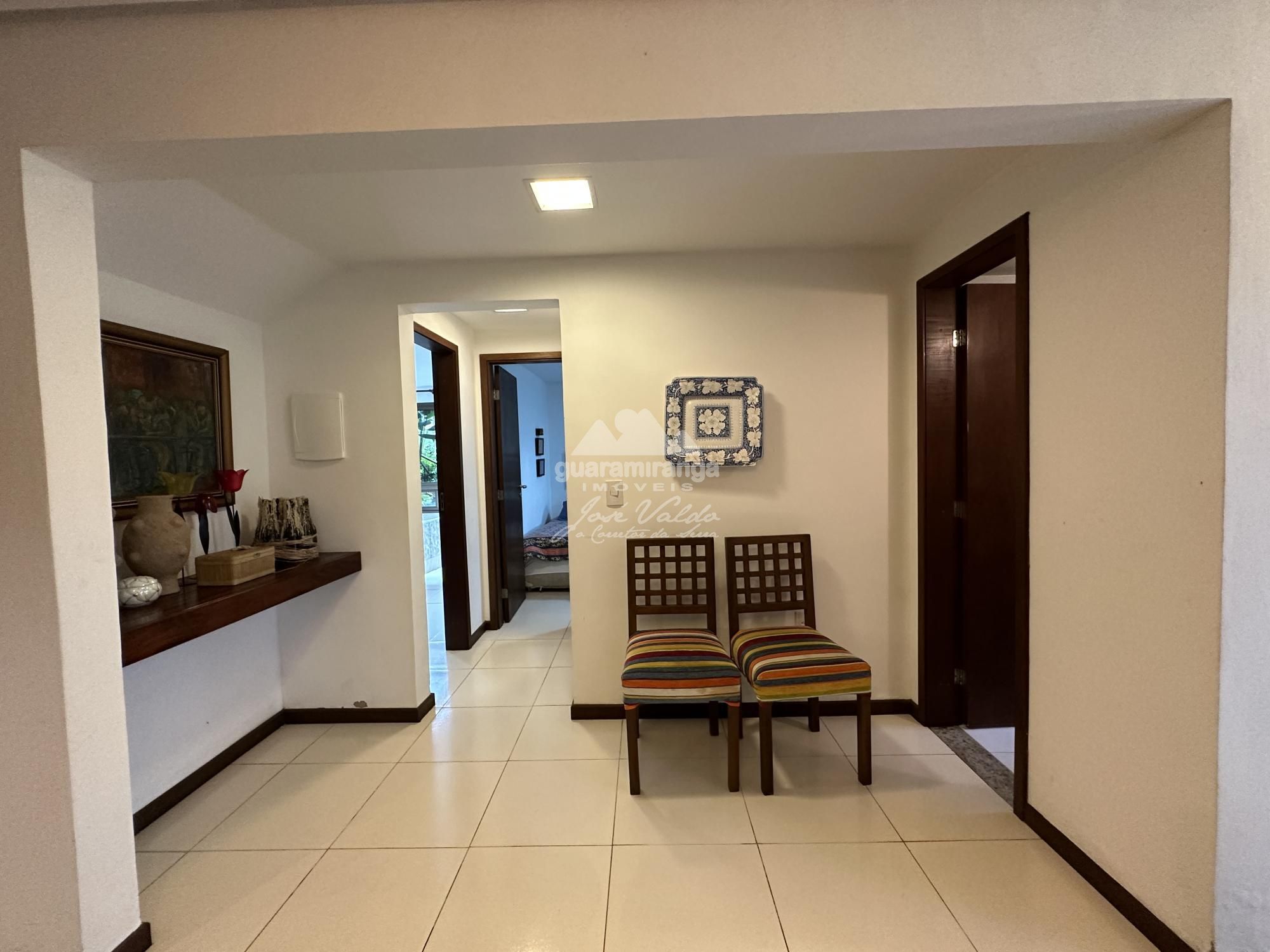 Casa de Condomínio à venda com 8 quartos, 246m² - Foto 46