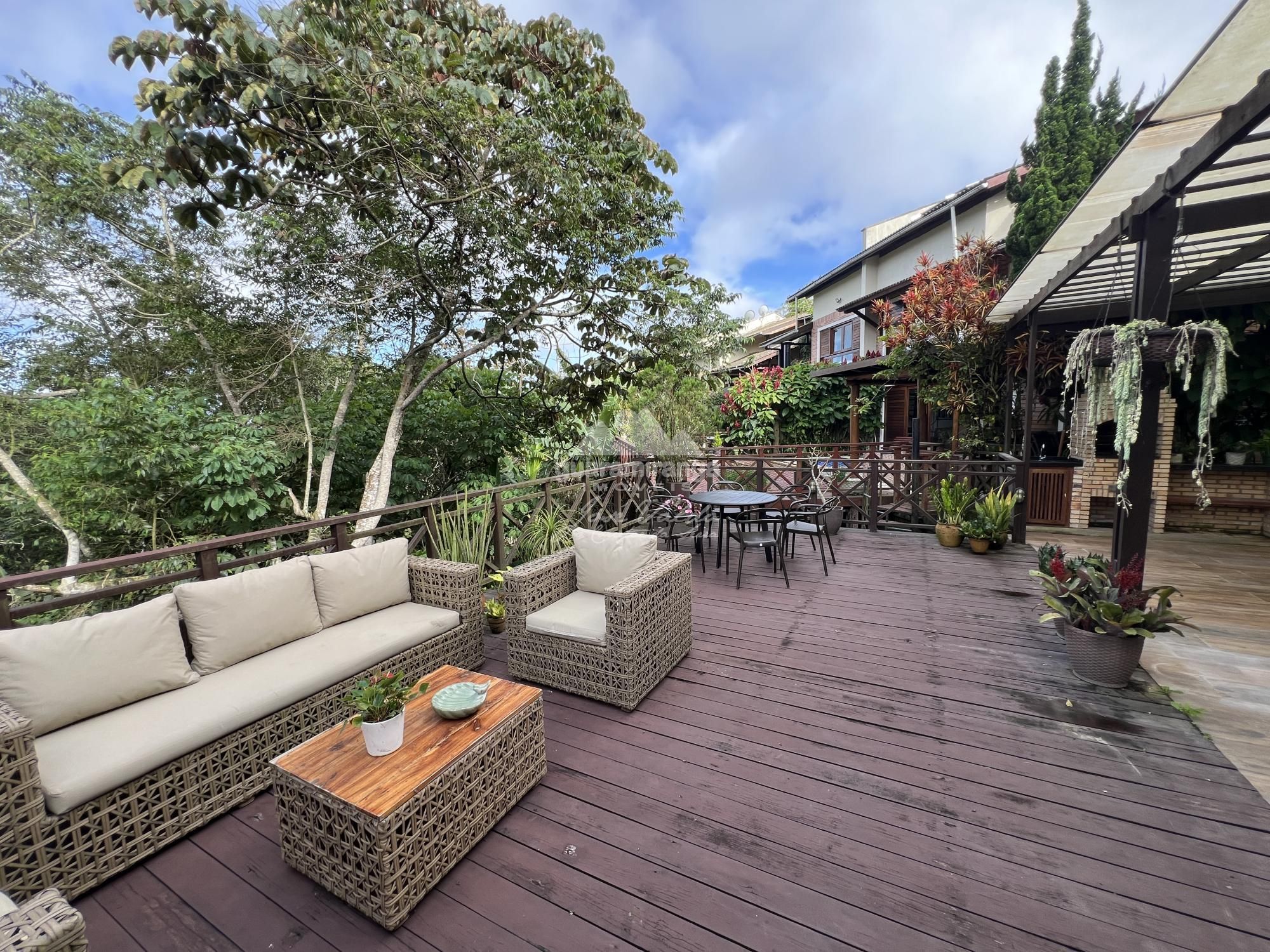 Casa de Condomínio à venda com 4 quartos, 220m² - Foto 23