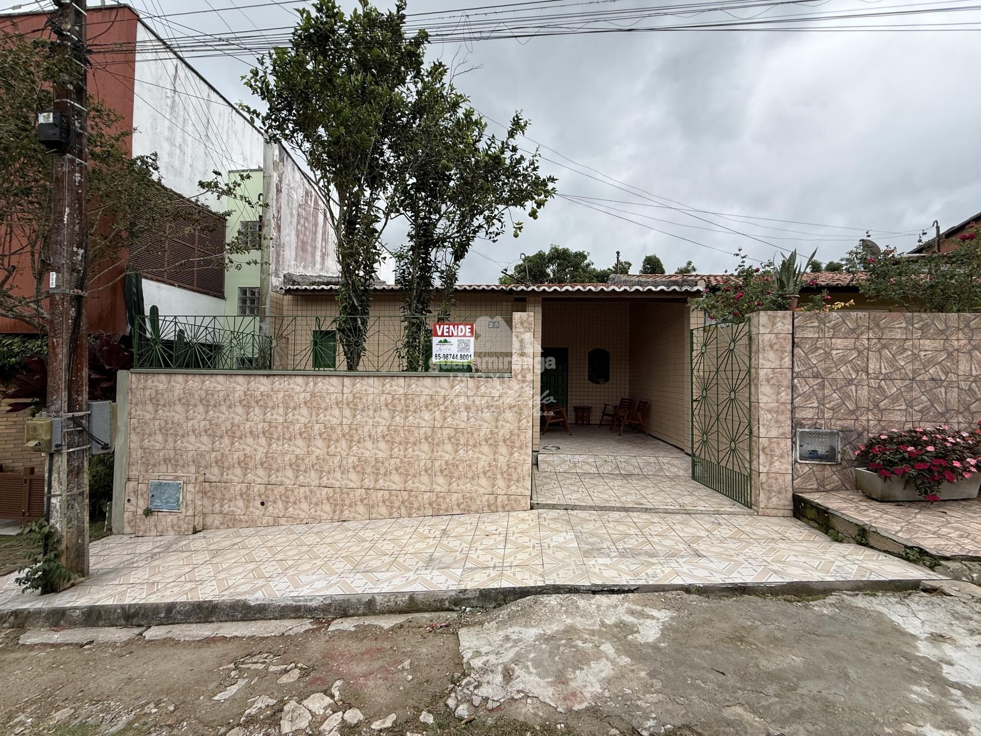 Casa à venda  no Cohab - Guaramiranga, CE. Imóveis