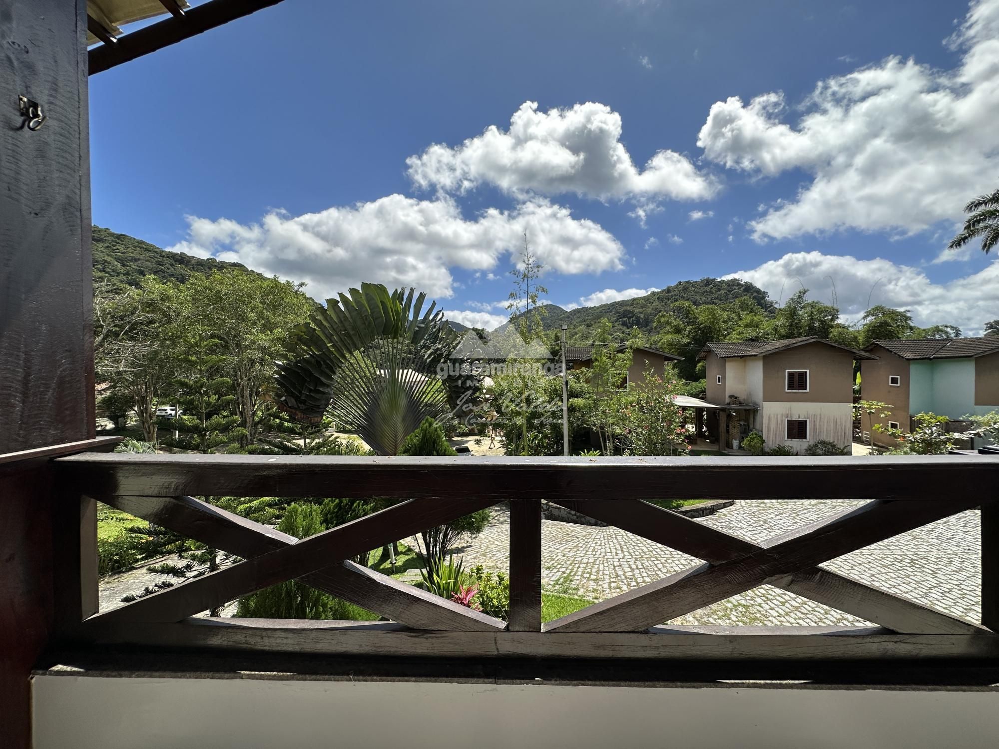 Casa à venda com 3 quartos, 200m² - Foto 22