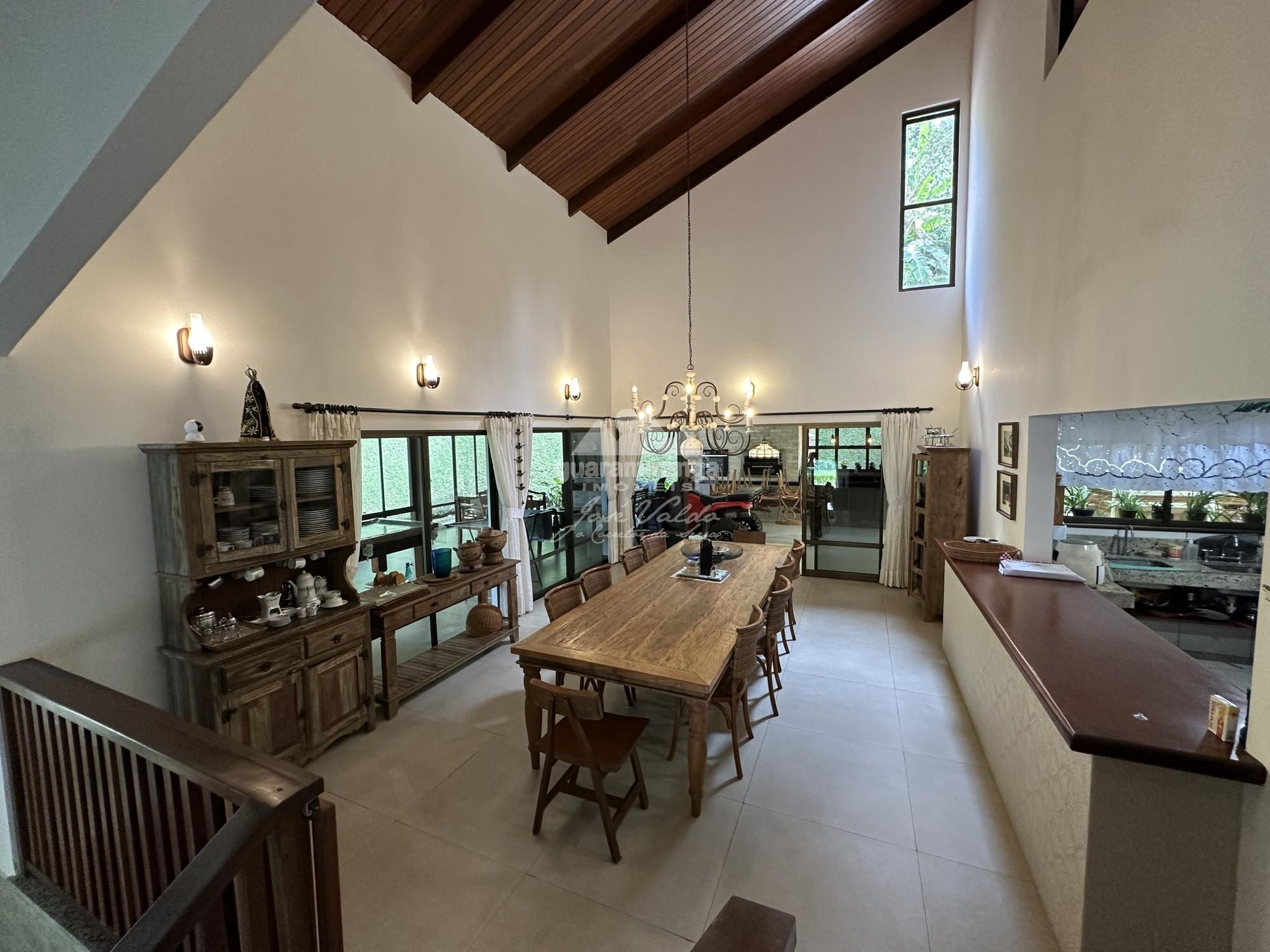 Casa de Condomínio à venda com 5 quartos, 236m² - Foto 44
