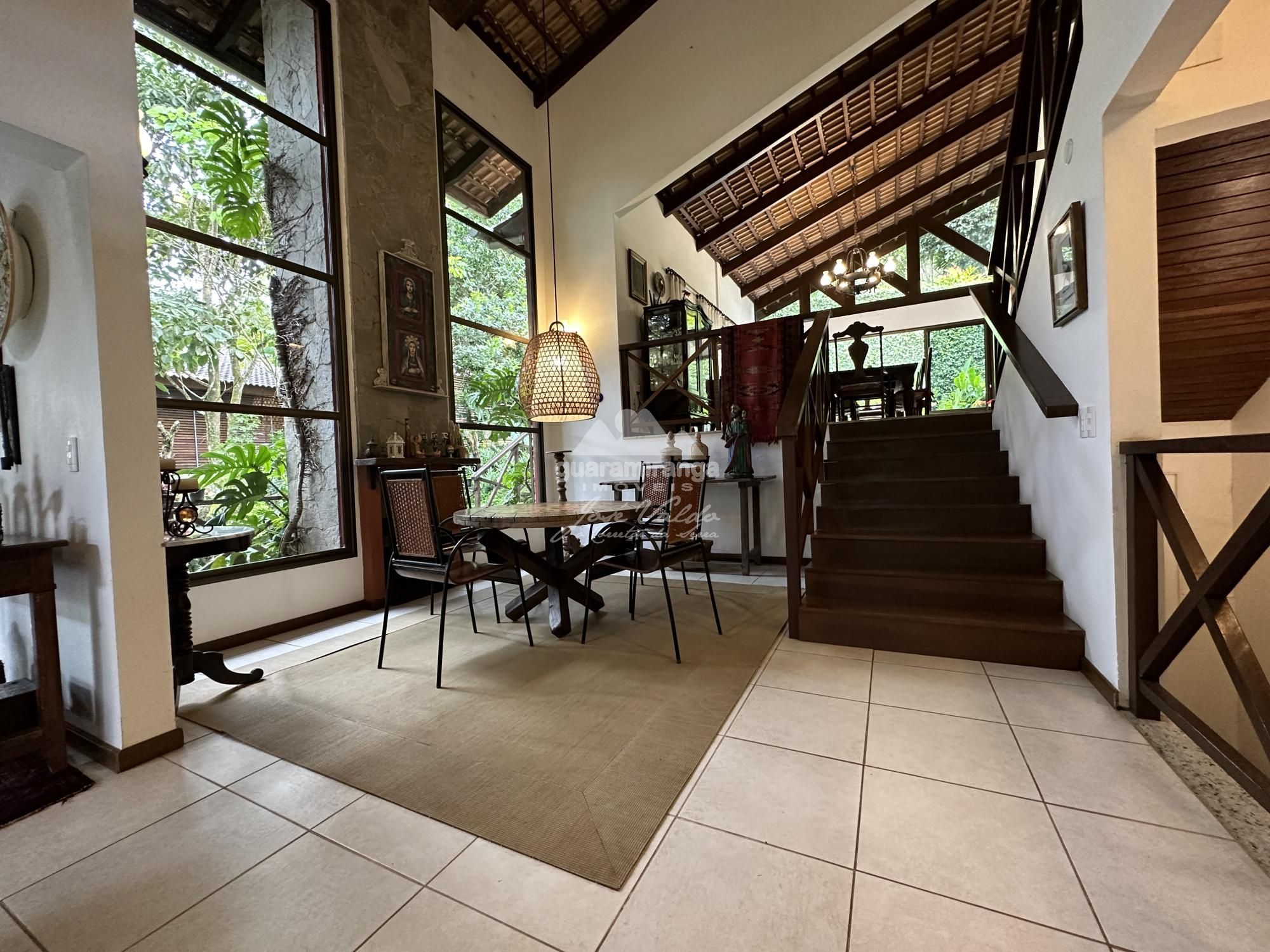 Casa de Condomínio à venda com 8 quartos, 246m² - Foto 26