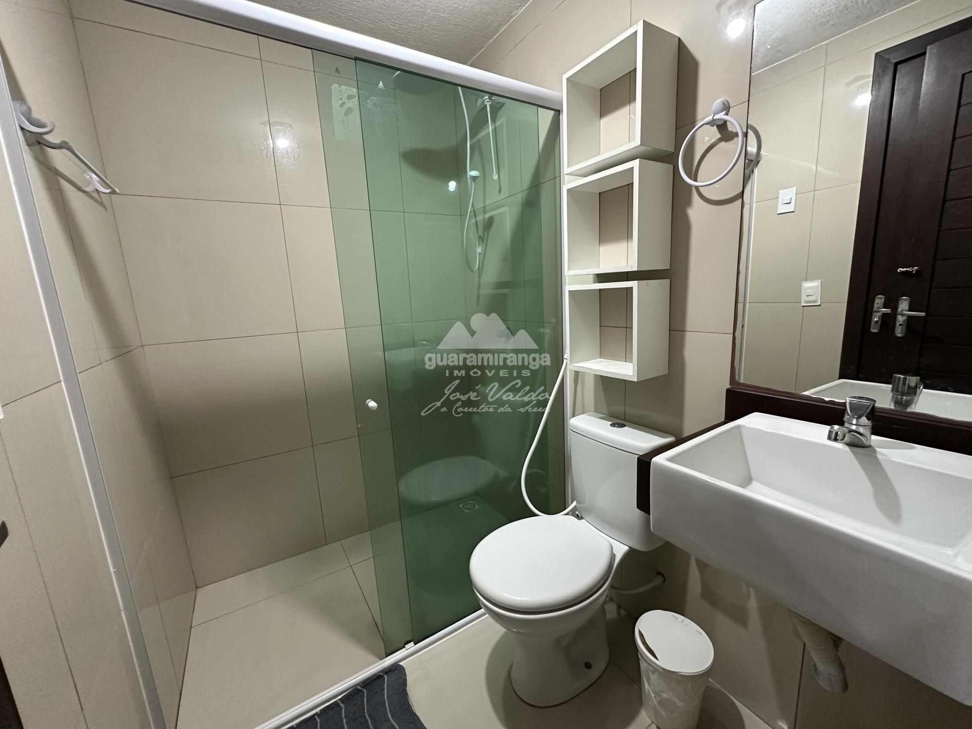Casa à venda com 7 quartos, 300m² - Foto 33