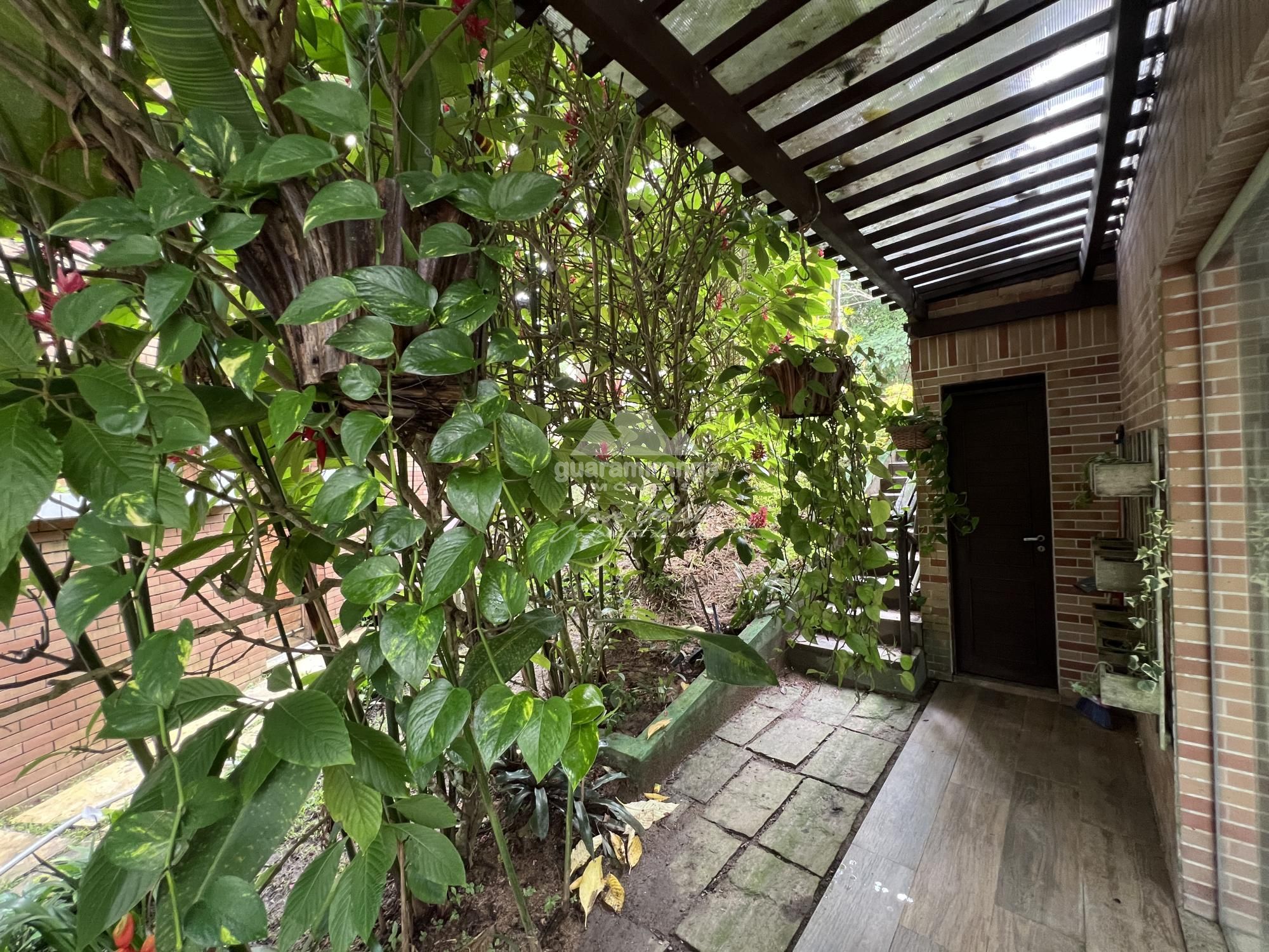 Casa de Condomínio à venda com 4 quartos, 220m² - Foto 19