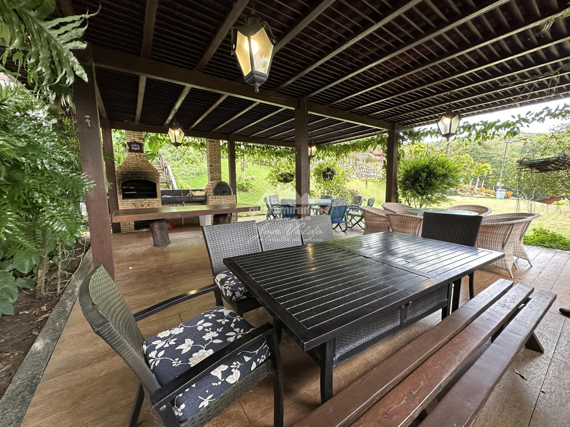 Casa de Condomínio à venda com 8 quartos, 246m² - Foto 20