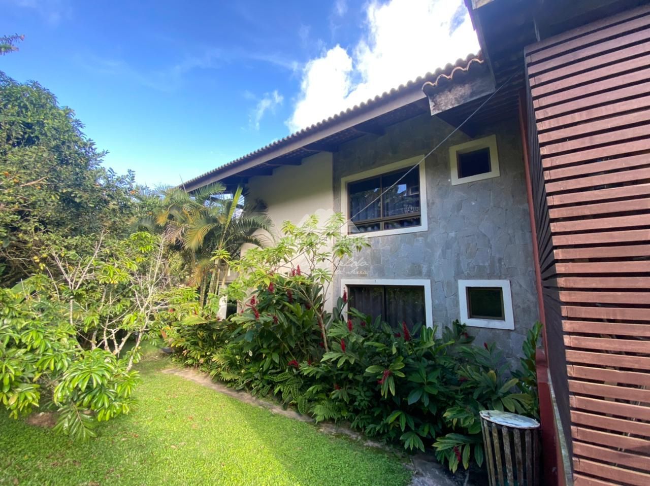 Casa de Condomínio à venda com 5 quartos, 236m² - Foto 26