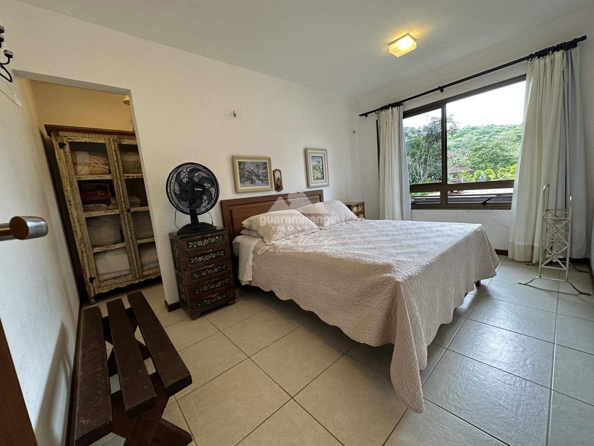 Casa de Condomínio à venda com 8 quartos, 246m² - Foto 37