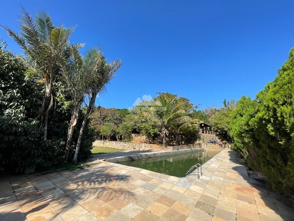 Chácara à venda com 4 quartos, 550m² - Foto 28