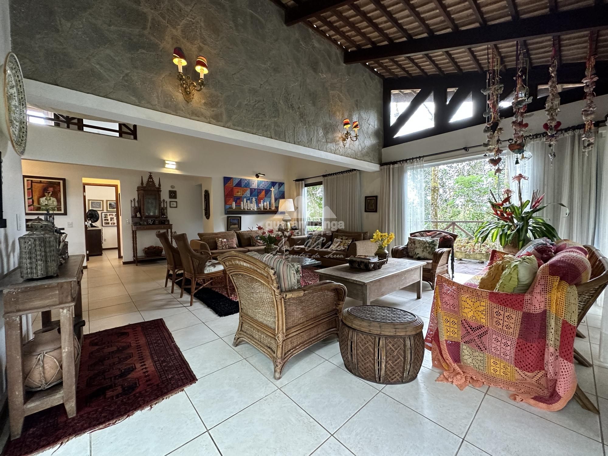 Casa de Condomínio à venda com 8 quartos, 246m² - Foto 22
