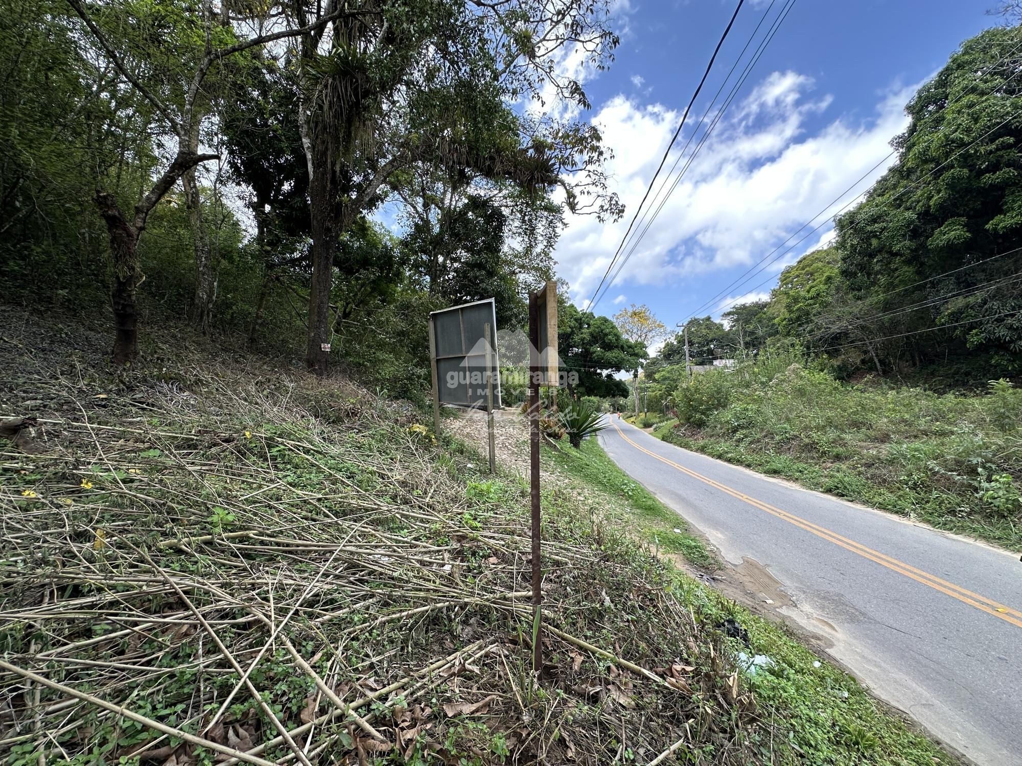 Terreno/Lote à venda  no Forquilha - Guaramiranga, CE. Imóveis
