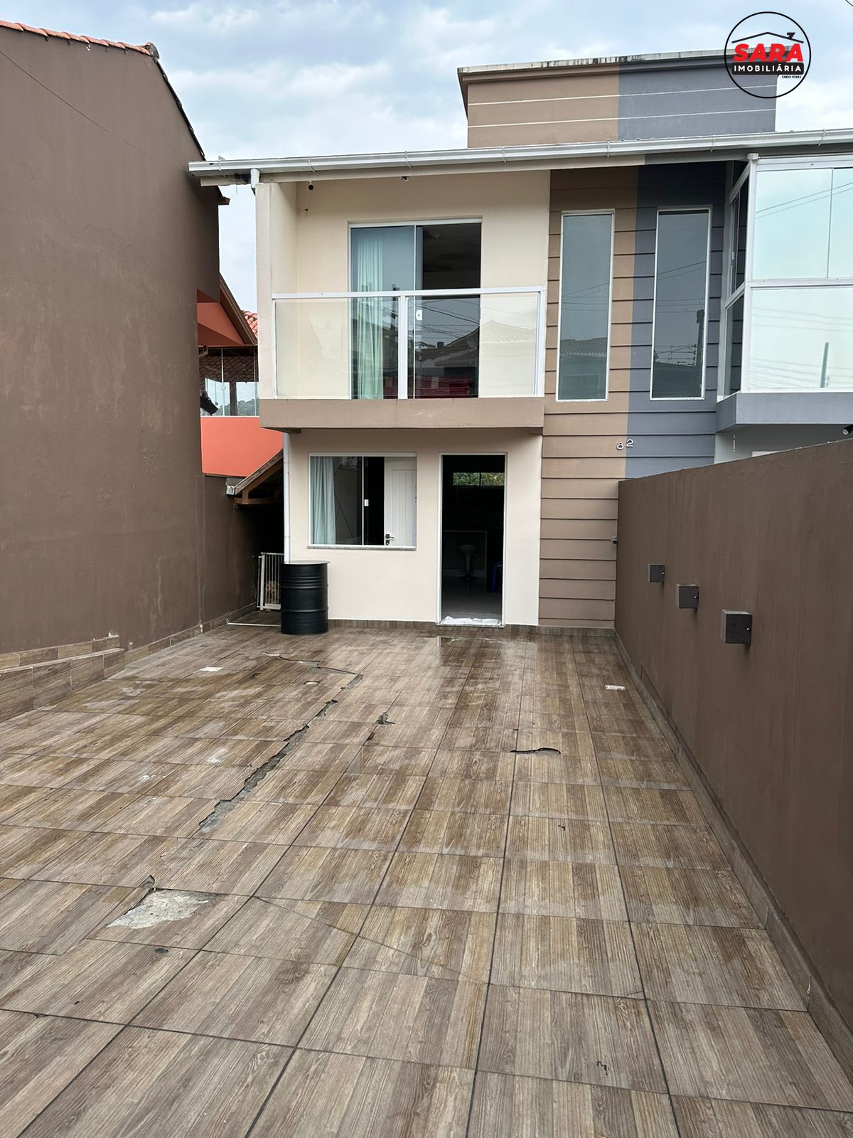 Sobrado à venda com 2 quartos, 80m² - Foto 1