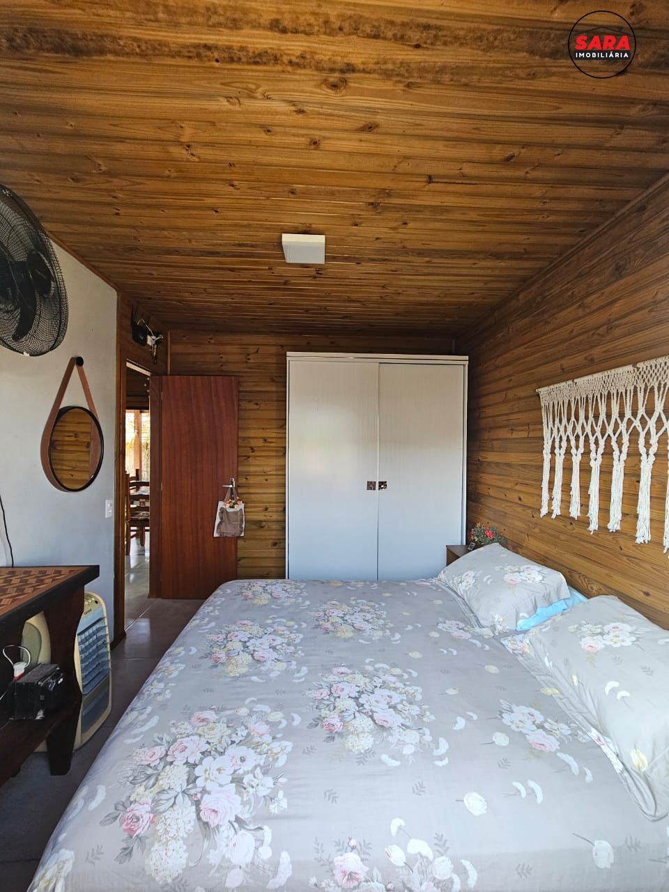 Casa à venda com 2 quartos, 75m² - Foto 13