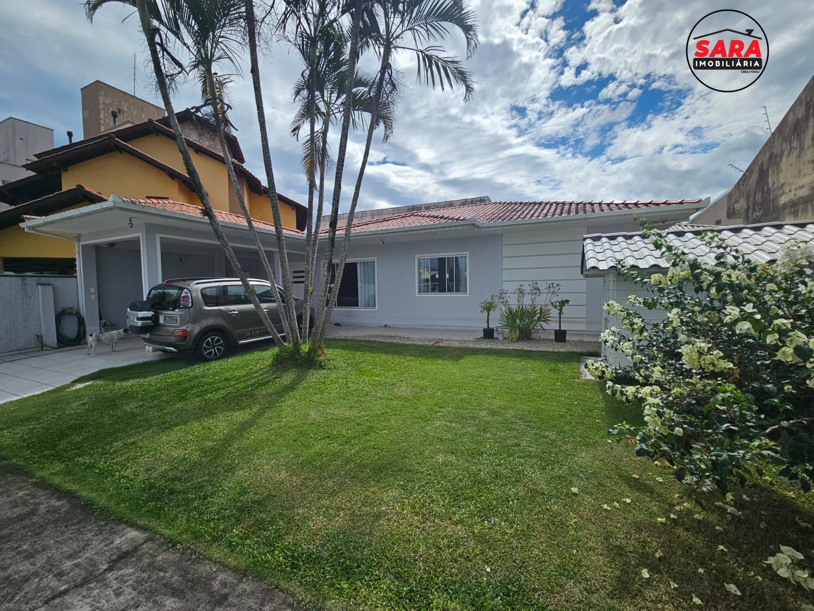 Casa com 4 Dormitórios à venda, 200 m² por R$ 1.295.000,00 Casa com 4 Dormitórios à venda, 200 m² por R$ 1.295.000,00