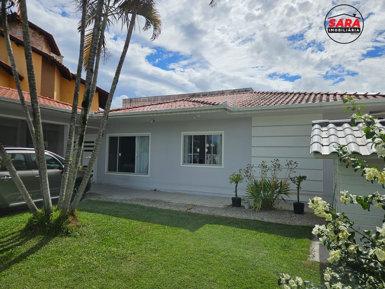 Casa com 4 Dormitórios à venda, 200 m² por R$ 1.295.000,00 Casa com 4 Dormitórios à venda, 200 m² por R$ 1.295.000,00