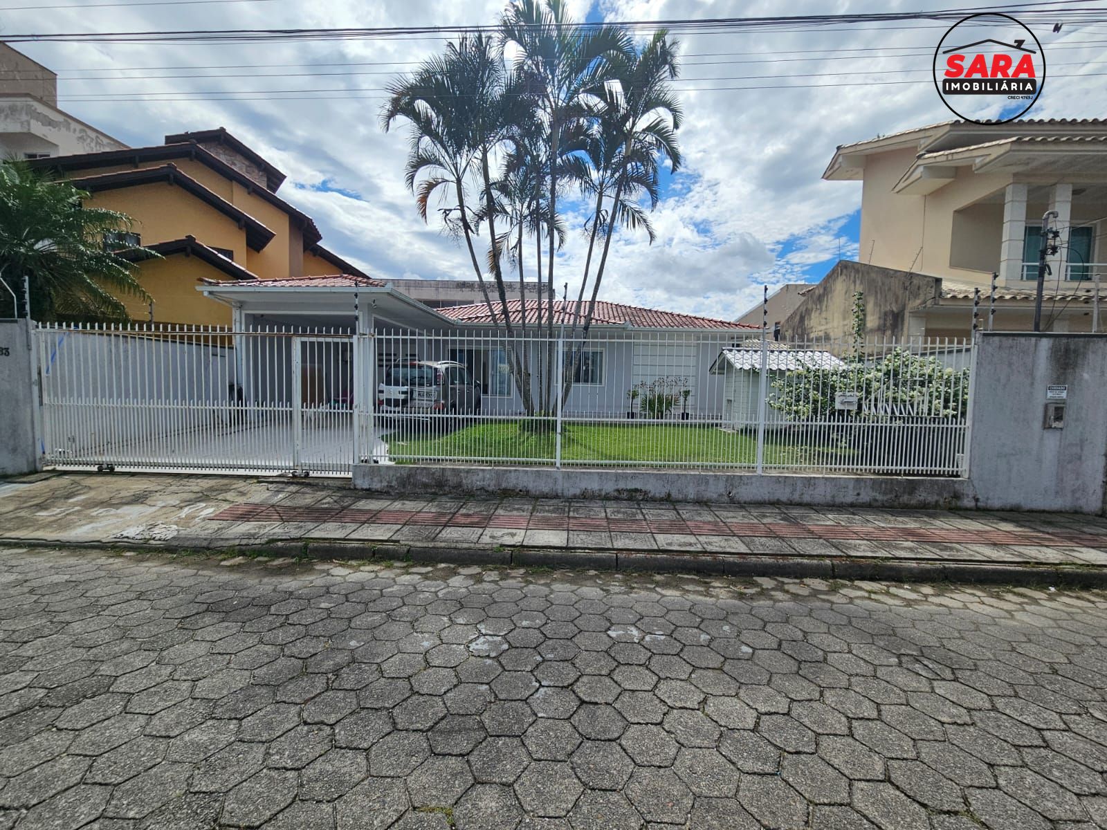 Casa à venda  no Centro - Palhoça, SC. Imóveis