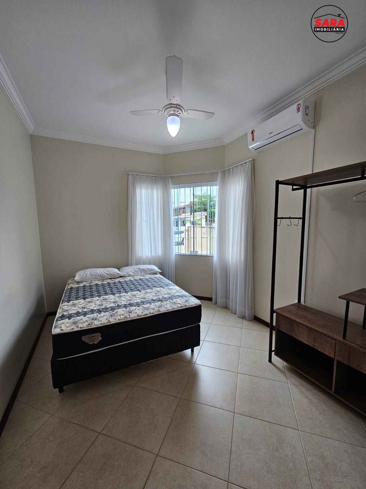 Casa à venda com 3 quartos, 180m² - Foto 12