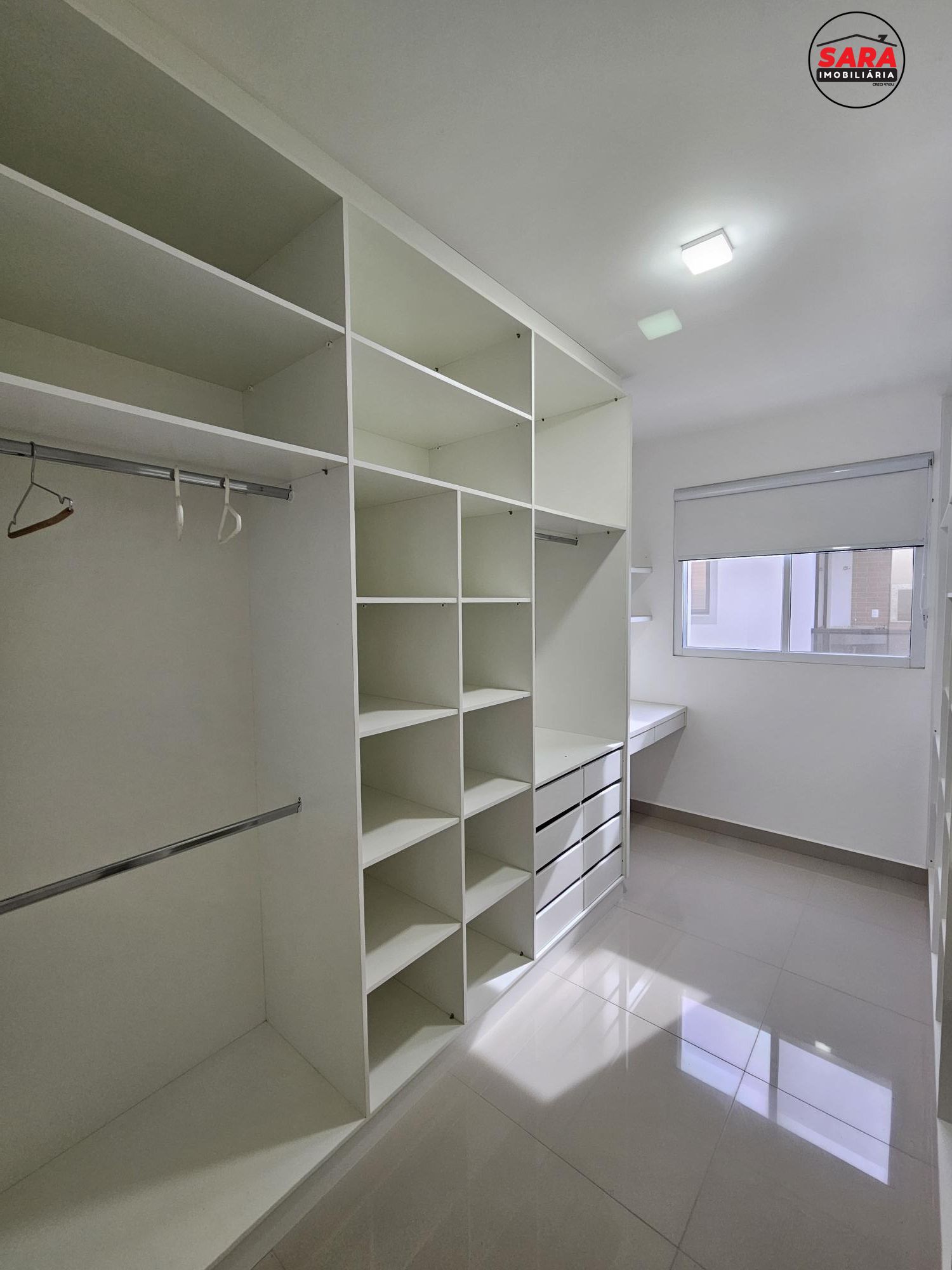 Apartamento à venda com 3 quartos, 107m² - Foto 11