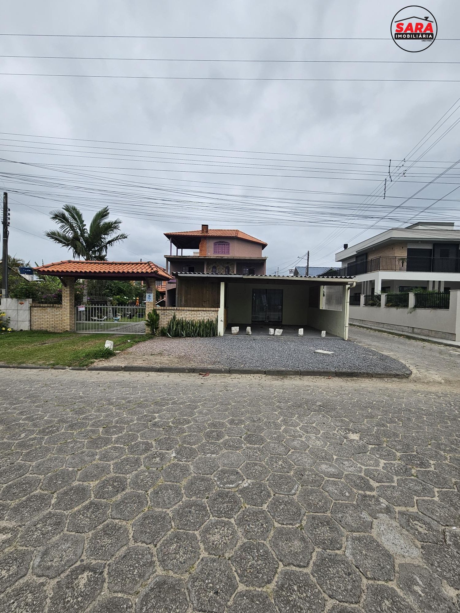 Casa à venda  no Praia do Meio,(Ens Brito) - Palhoça, SC. Imóveis