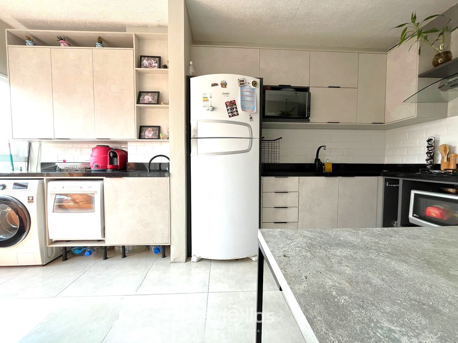 Apartamento à venda com 2 quartos, 57m² - Foto 5