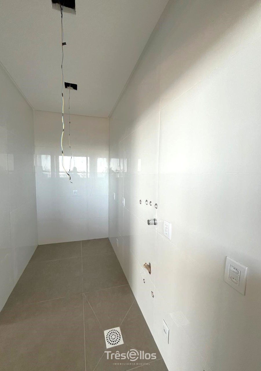 Apartamento à venda com 3 quartos, 188m² - Foto 23