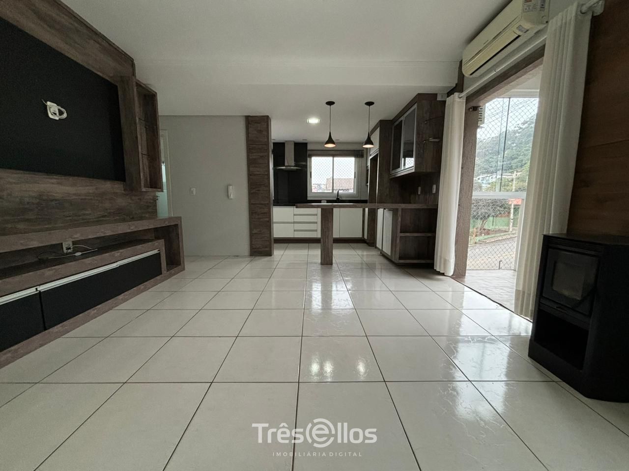 Apartamento à venda com 2 quartos, 56m² - Foto 1