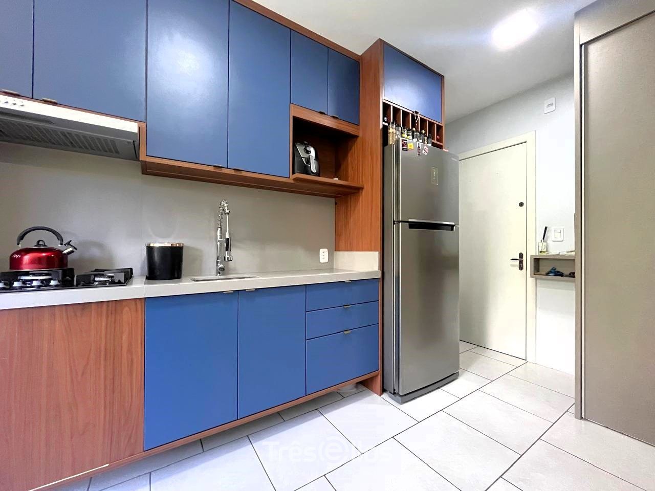 Apartamento à venda com 2 quartos, 42m² - Foto 4