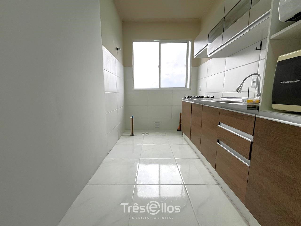 Apartamento à venda com 1 quarto, 38m² - Foto 2