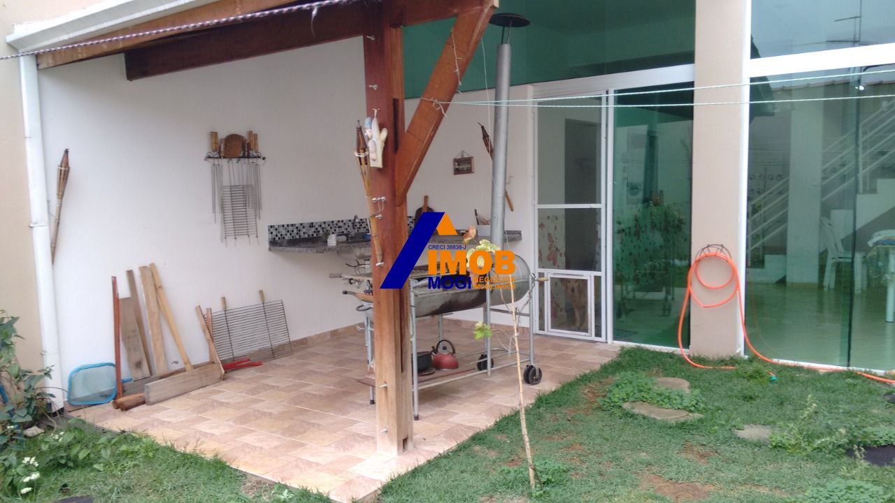 Casa à venda com 3 quartos, 180m² - Foto 27