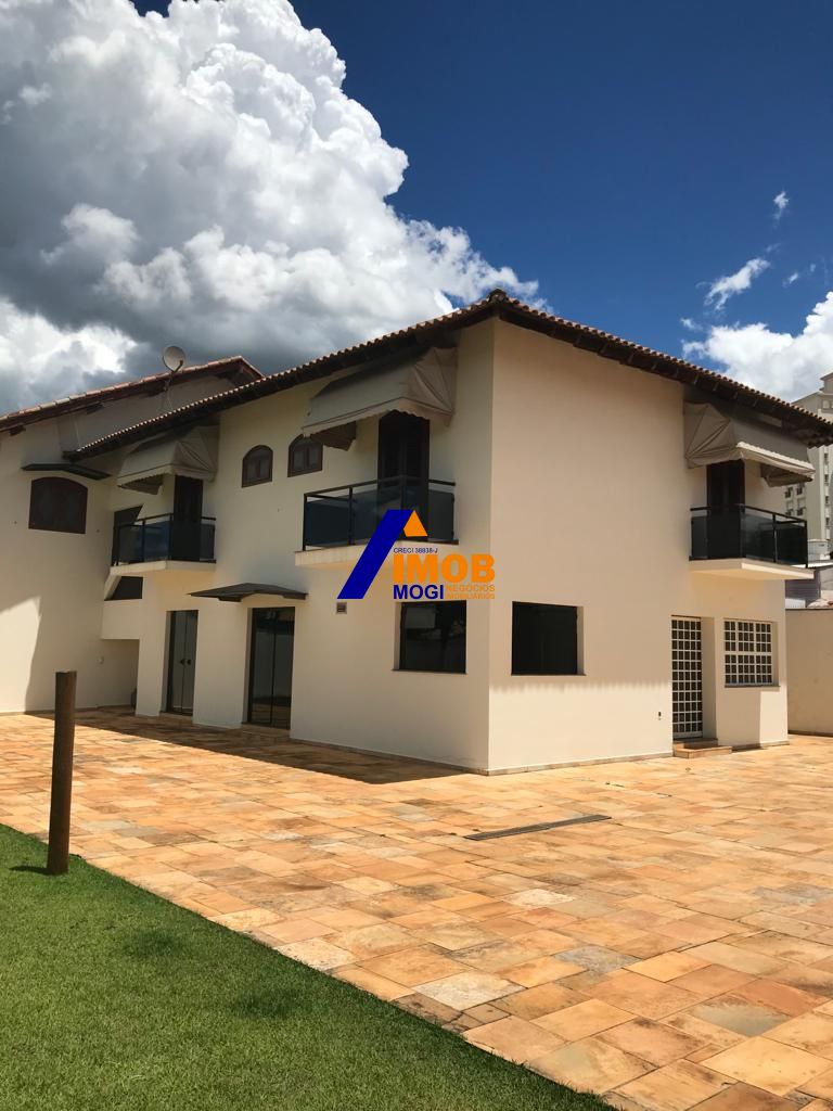 Sobrado, 6 quartos, 475 m² - Foto 1