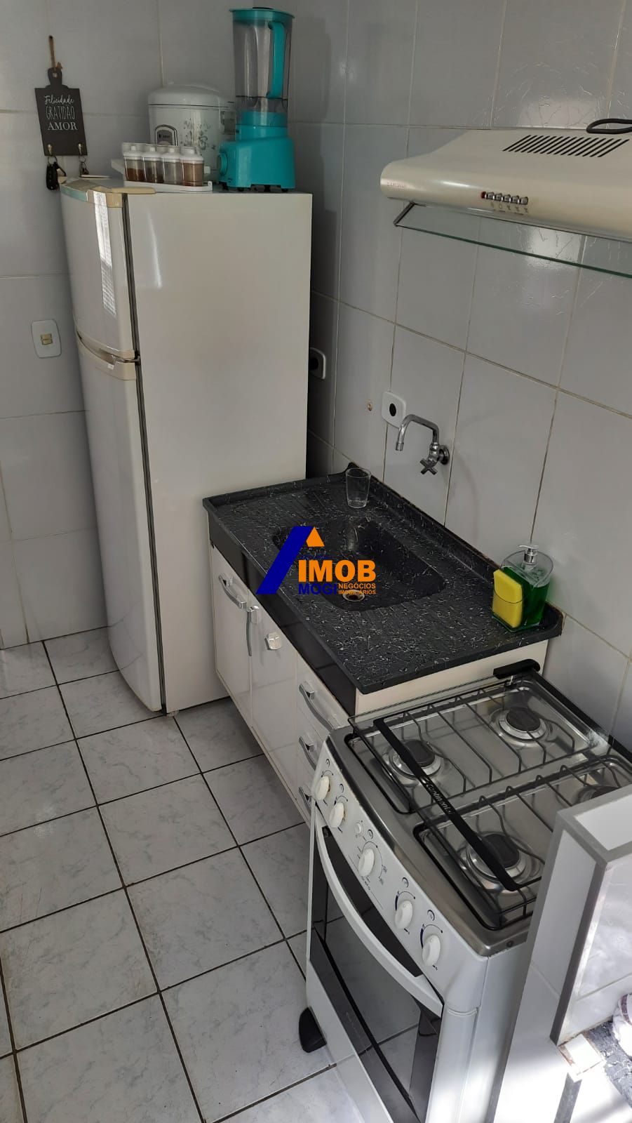 Apartamento à venda com 2 quartos, 45m² - Foto 2