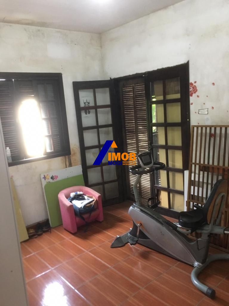 Casa à venda com 4 quartos, 229m² - Foto 9