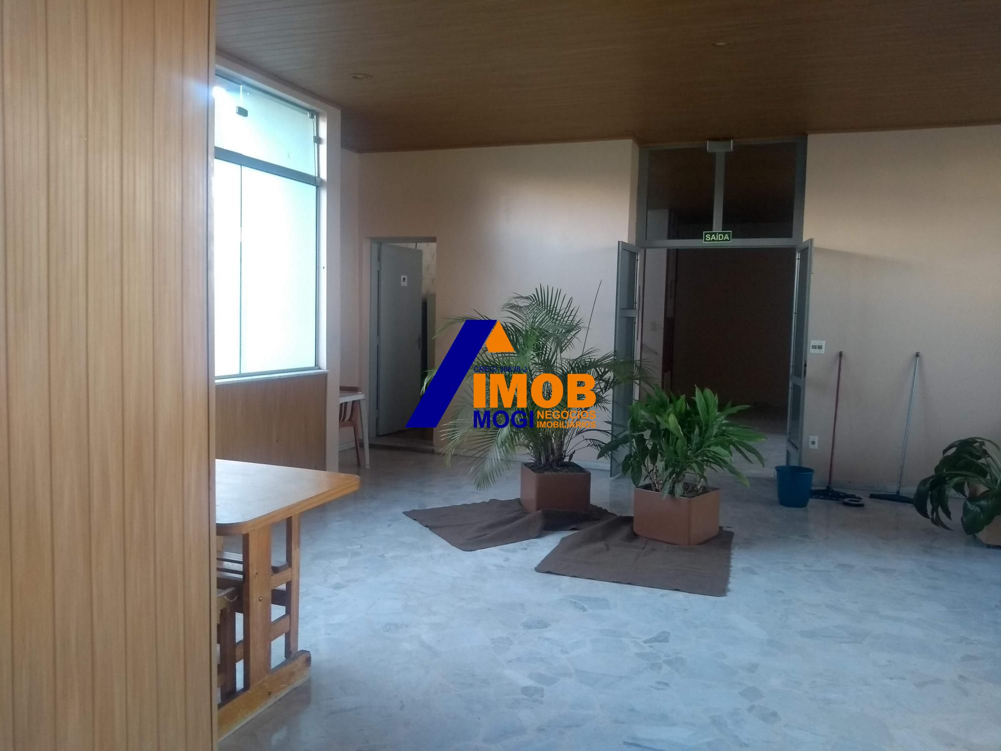 Apartamento à venda com 3 quartos, 90m² - Foto 2