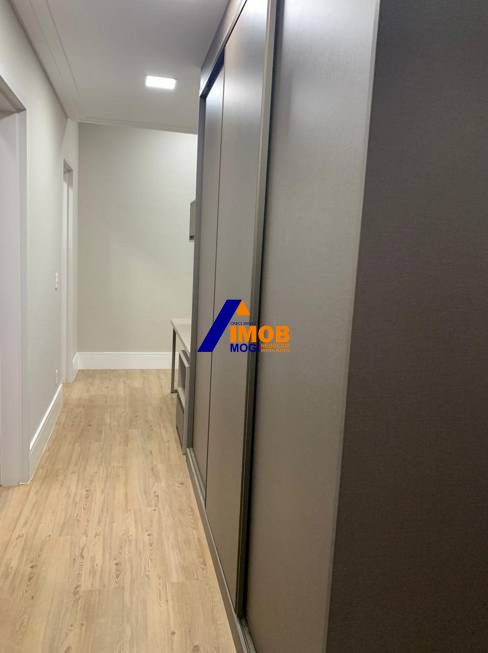 Apartamento à venda com 4 quartos, 241m² - Foto 21