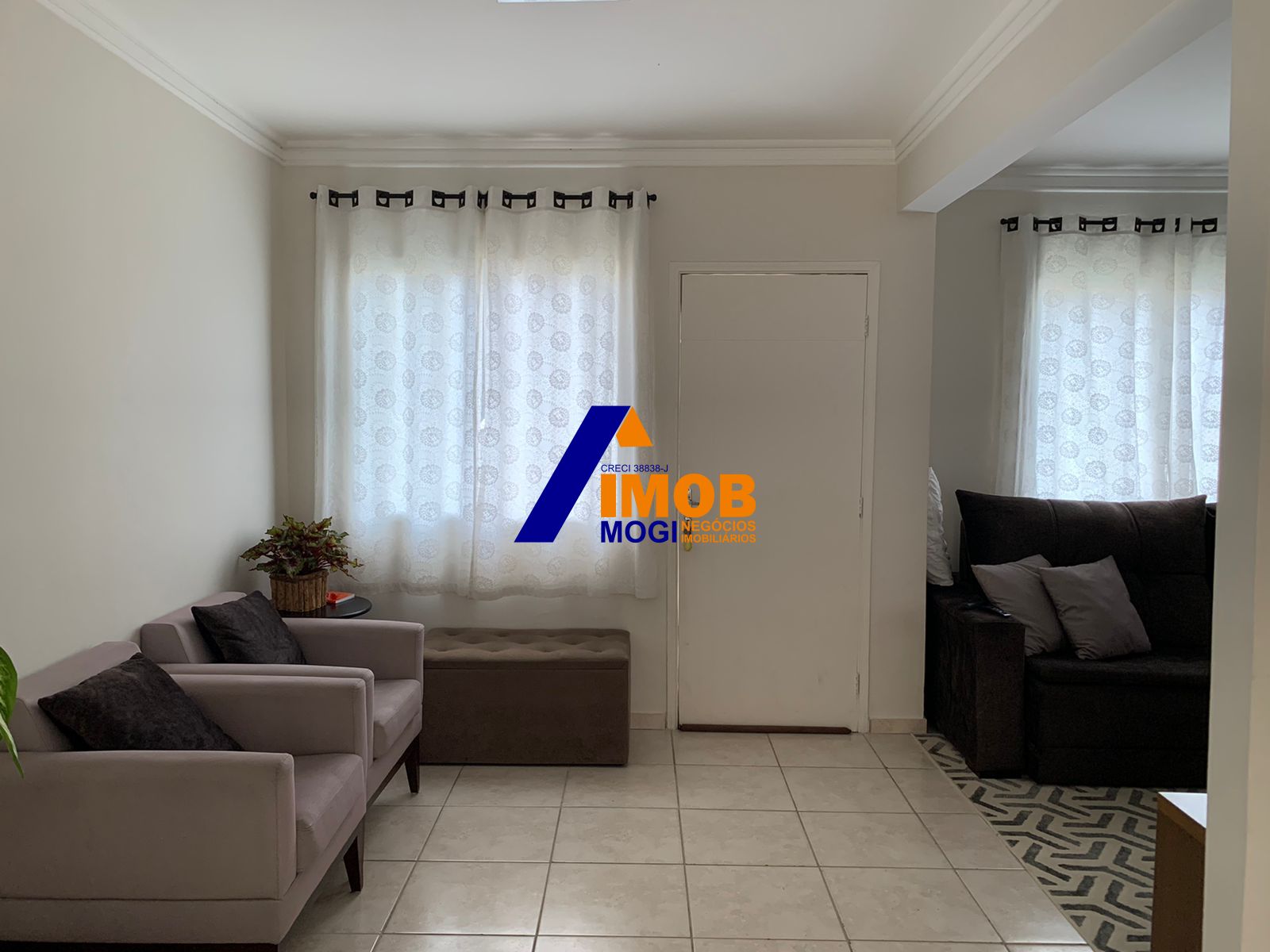 Casa de Condomínio à venda com 3 quartos, 100m² - Foto 1