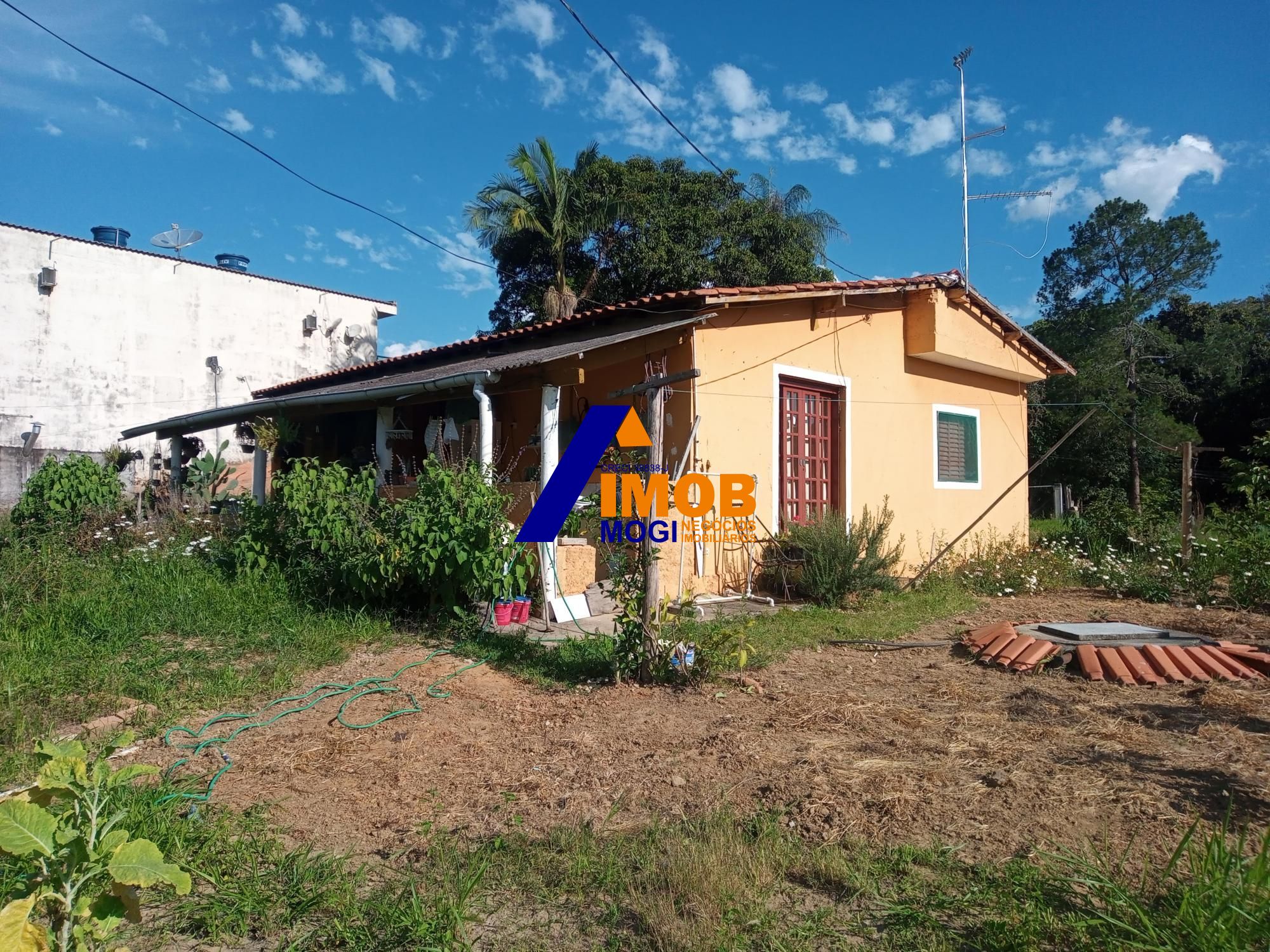 Chácara, 2 quartos, 1580 m² - Foto 2