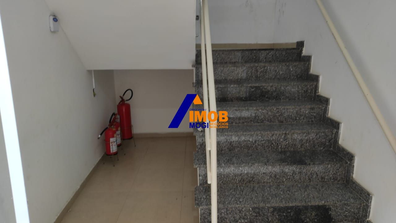 Apartamento para alugar com 2 quartos, 70m² - Foto 12