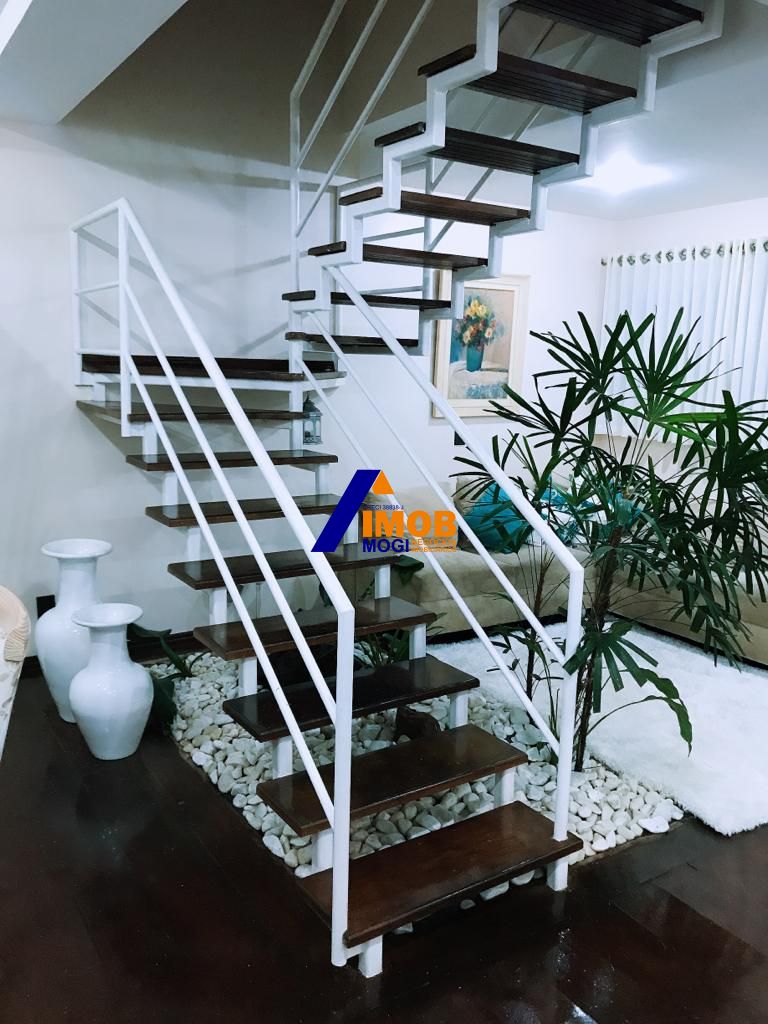 Casa, 4 quartos, 250 m² - Foto 2