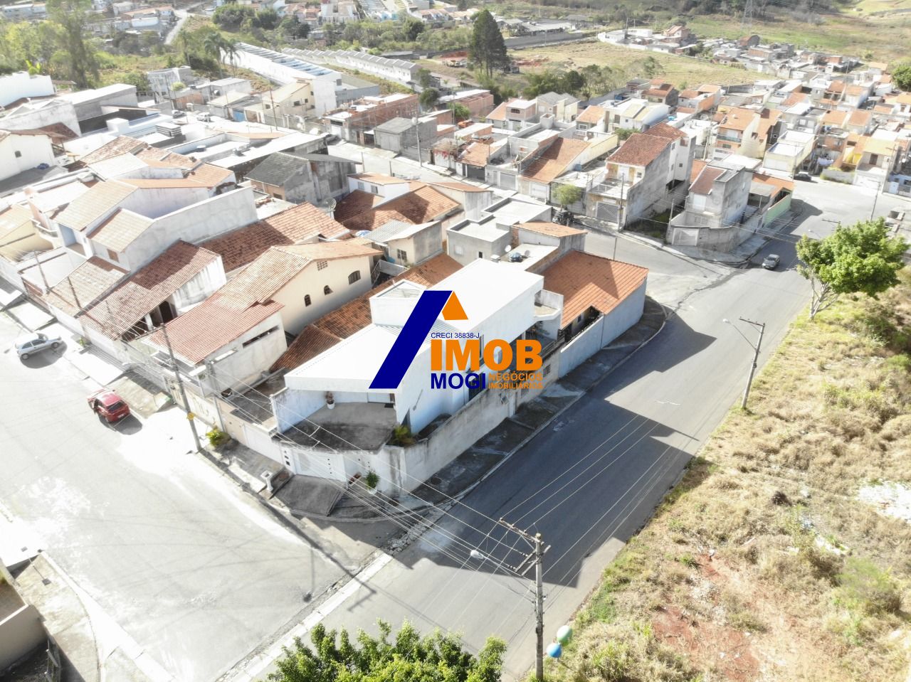 Casa à venda com 3 quartos, 395m² - Foto 8