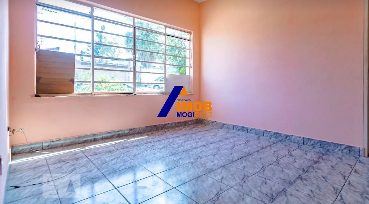 Casa para alugar com 3 quartos, 180m² - Foto 2
